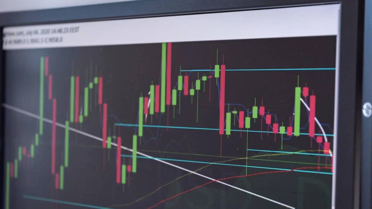 Premarket Stock Moves: Netflix and Alphabet Show Volatility
