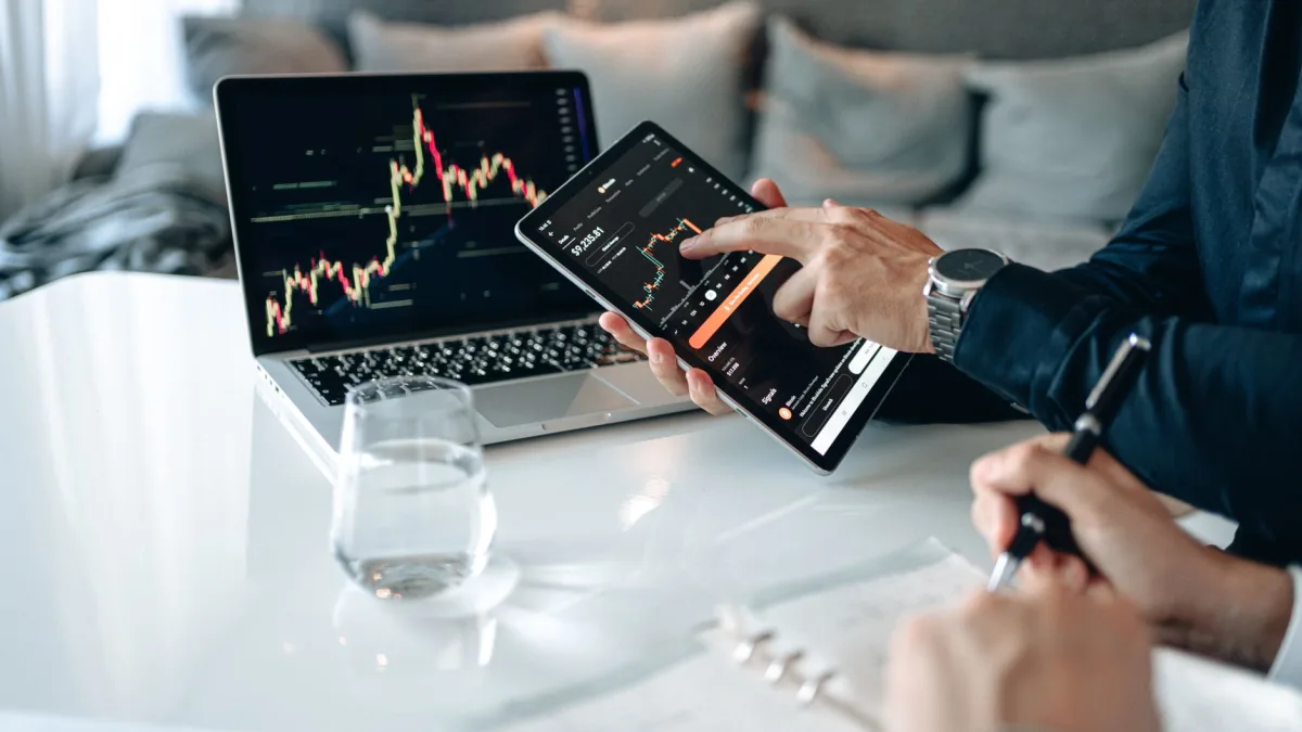 Market Correction Warning: 40% Drop Suggested by Wealth Manager