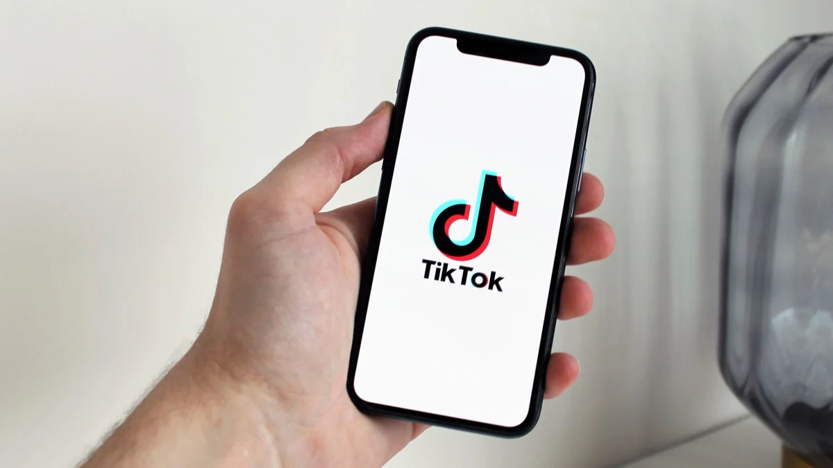 Federal Employees Can Download TikTok on Government Devices