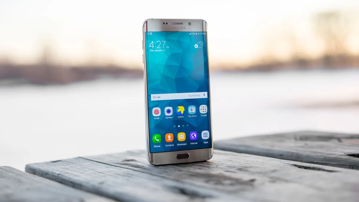 Samsung Electronics (SSNLF) to Cut 739 Jobs in New Jersey