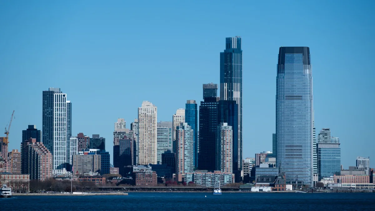 Samsung (SSNLF) to Cut 739 Jobs in New Jersey