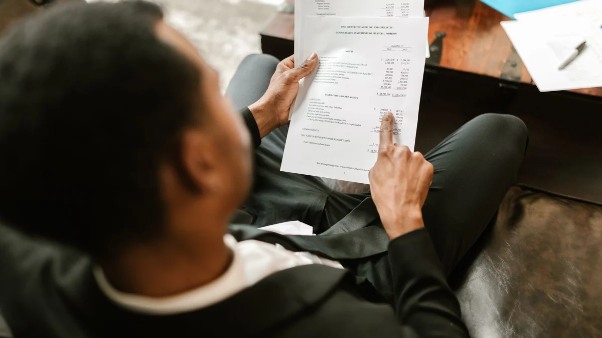 SEC Form 4 Report Summary Exposes Missing Information