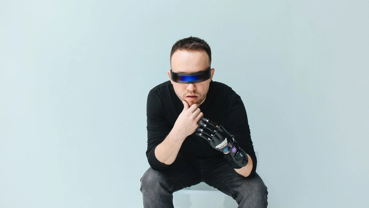 Meta (META) Eyes Multibillion-Dollar Opportunity with Glasses