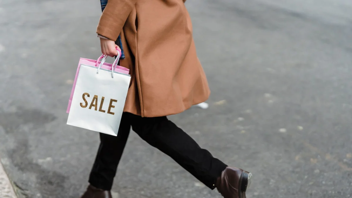 Komehyo Sales Surge  Q1 Driven by Strong Retail Purchases