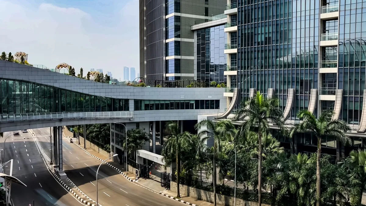 Brookfield Infrastructure (BIPC) Aims for 14.2% Annual Returns Ahead