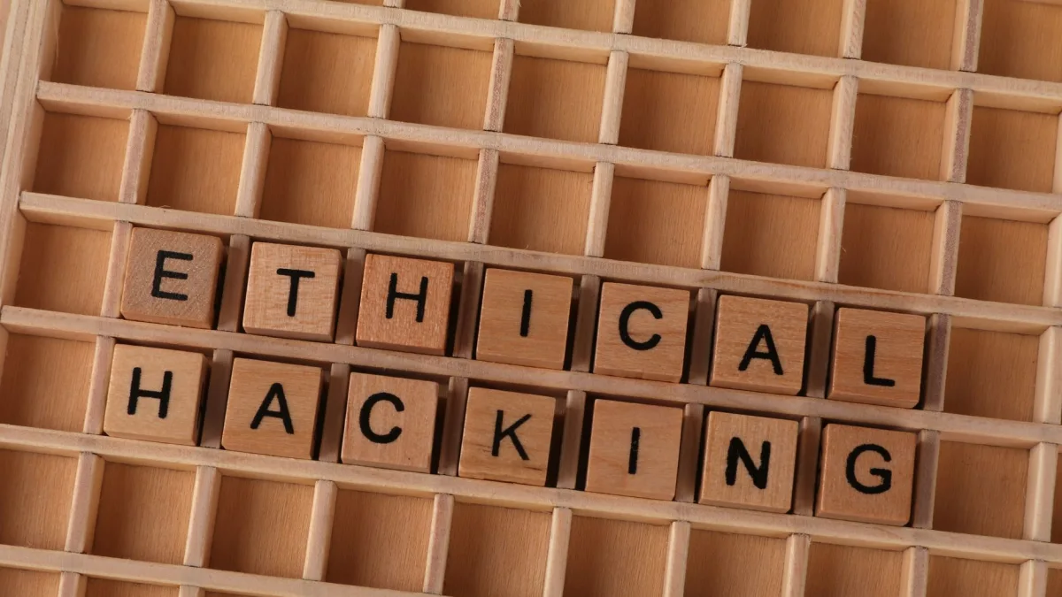 Lloyd's (LLOY) Breach of Compliance Rules Discovered in Investigation