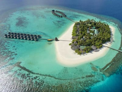 Angaga Island Resort & Spa