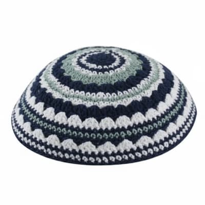 כיפה סרוגה שטיח 18 ס"מ כחול ירוק בהיר ולבן