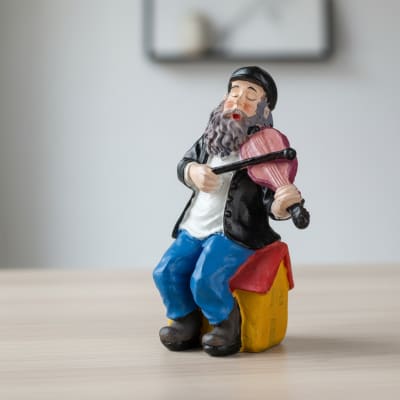 חסיד פוליריזן "כנר על ה" 10 ס"מ
