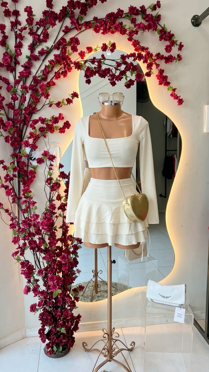 Conjunto branco (Saia e Top)