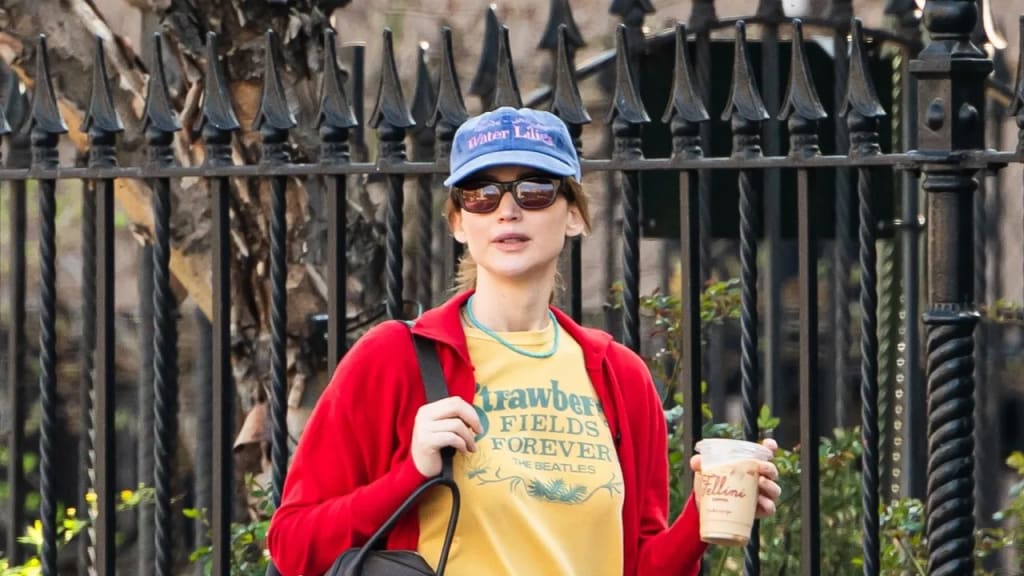 Jennifer Lawrence’s Effortless Spring Style Proves Primary Colors Are Back in 2026