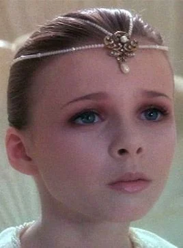 Tami Stronach