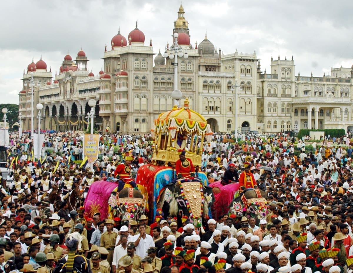 10 Significant Festivals in October in India Trawell Blog