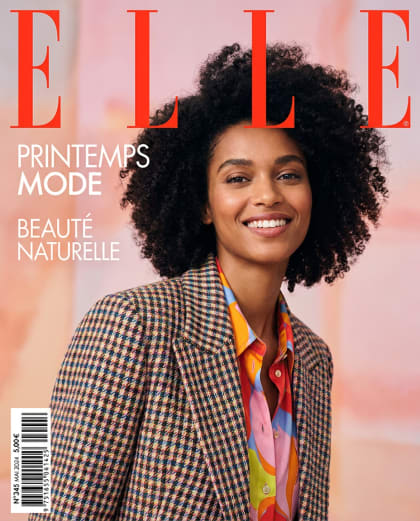 Mode Féminine Chic — univers Couverture Magazine du photobooth IA Le Studio Pop