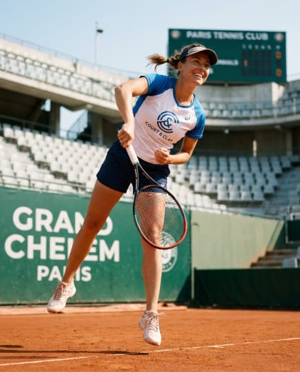 Tennis Terre Battue — univers Sport du photobooth IA Le Studio Pop
