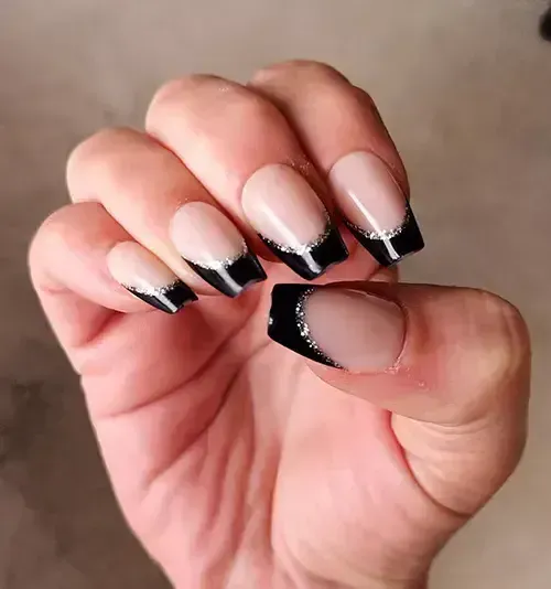 Roxy Nails Paris Sophisticated 1