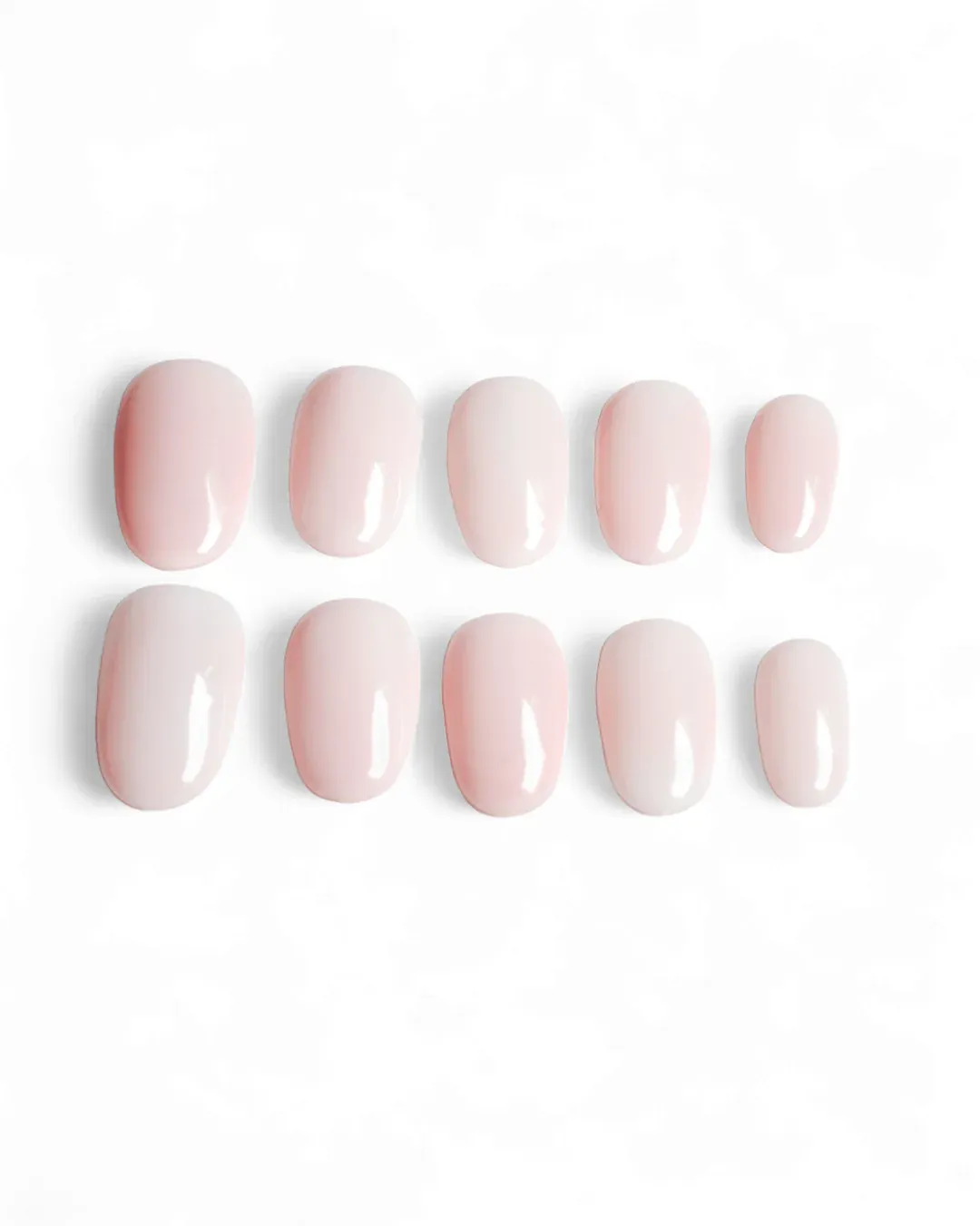 Ongles nude naturel : 5 variations tendance et le set qui te correspond
