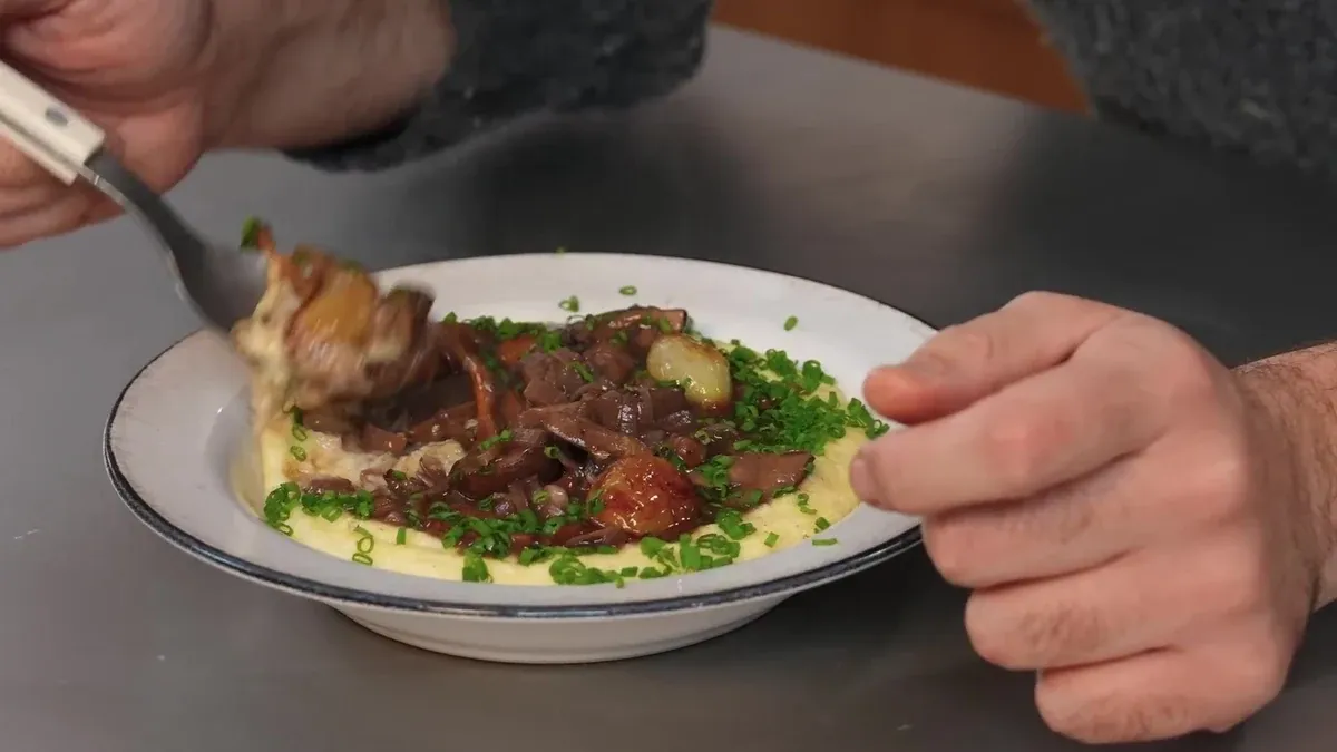 Bourguignon de champignons et polenta crémeuse au parmesan