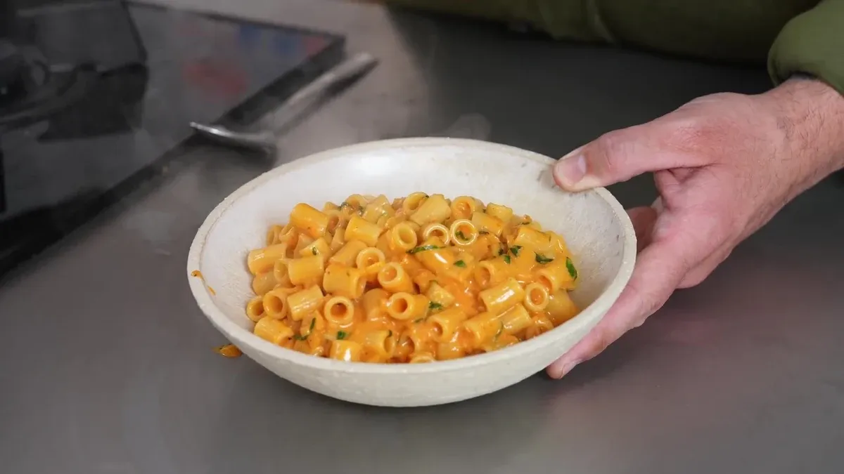 Pâtes tomate, crème et parmesan express