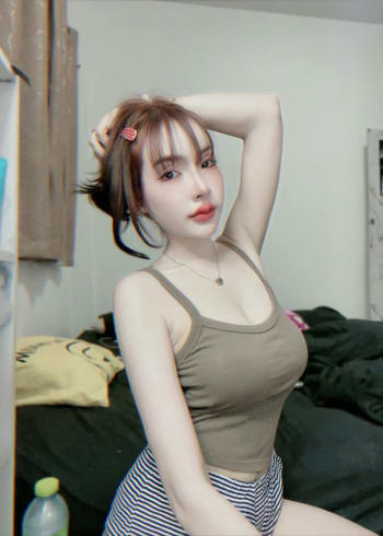 น้องกีตาร์ สาวรับงานเชียงใหม่ ย่านนิมมาน, เจ็ดยอด, สันติธรรม ฟิวแฟน ตรงปก 100% - FirstModelHub