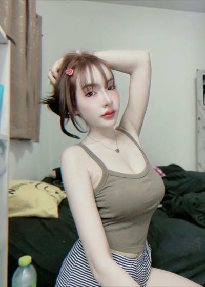 น้องกีตาร์ สาวรับงานเชียงใหม่ ย่านนิมมาน สไตล์ฟิวแฟน ตรงปก 100% - FirstModelHub