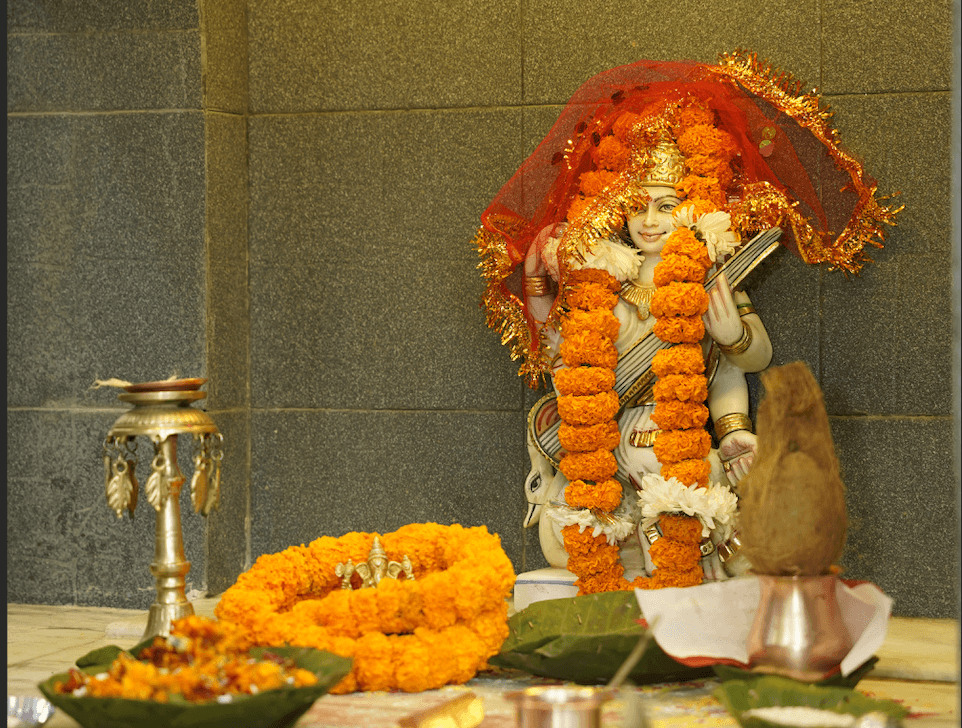 Sarswoti Puja