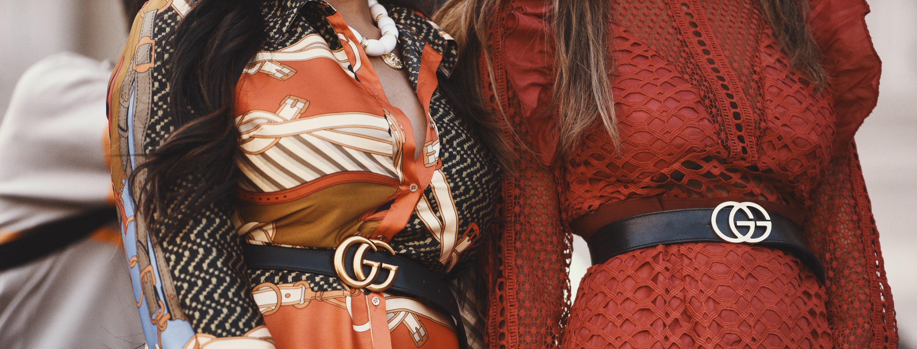 agcreativelab - stock.adobe.com - September 29, 2018: Paris, France - Girls wearing a Gucci outfit d