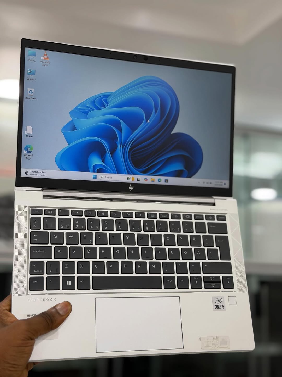 HP EliteBook 830 G7 – Intel Core i5 (10th Gen) | 8GB RAM | 256GB SSD | 13.3" Full HD touchscreen| Windows 11 Pro