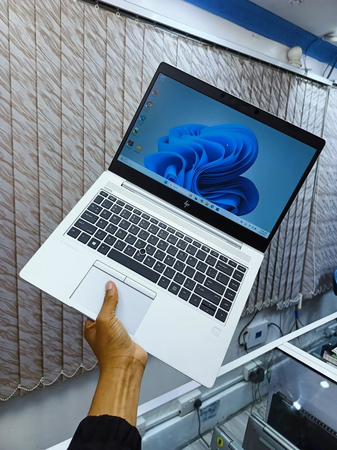 HP EliteBook 745 G6 Touchscreen | AMD Ryzen 5 Pro | 8GB RAM | 256GB SSD | Windows 11 Pro