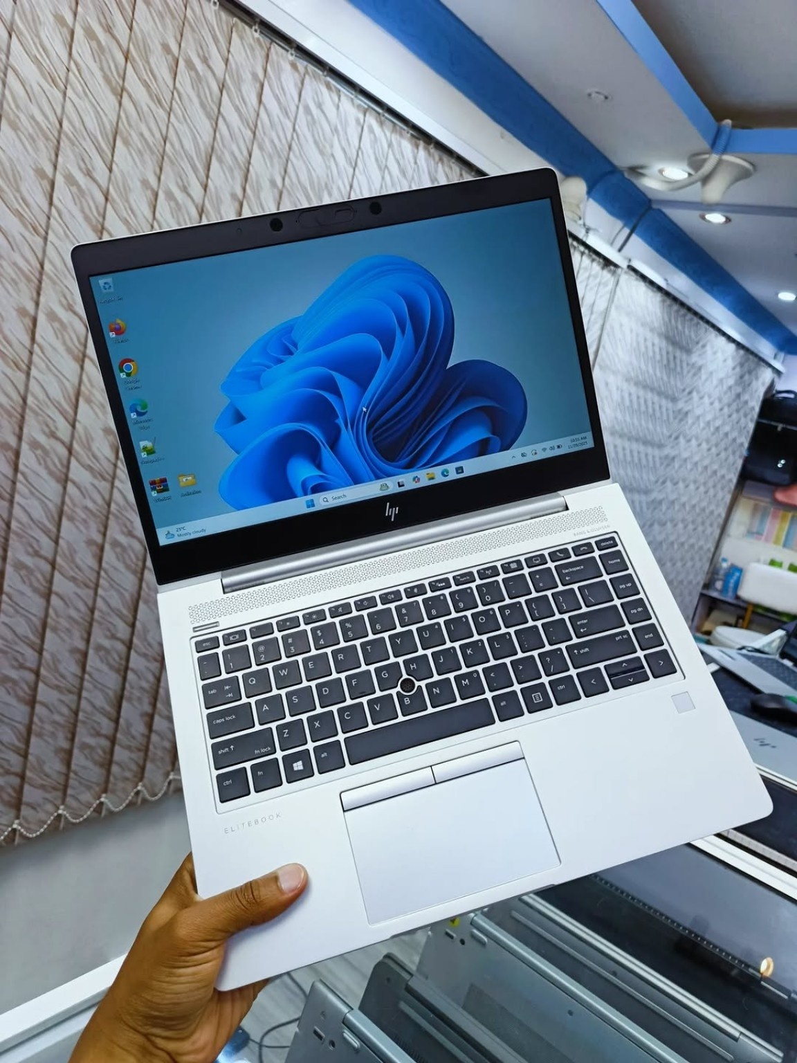 HP EliteBook 745 G6 Touchscreen | AMD Ryzen 5 Pro | 8GB RAM | 256GB SSD | Windows 11 Pro