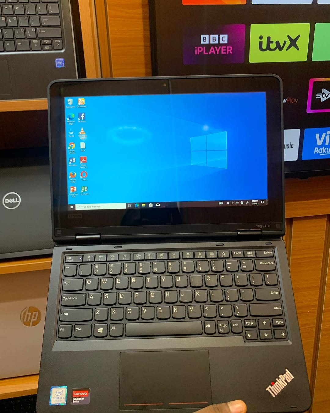 Lenovo 11e – Intel Core m3 | 8GB RAM | 128GB SSD | Touchscreen