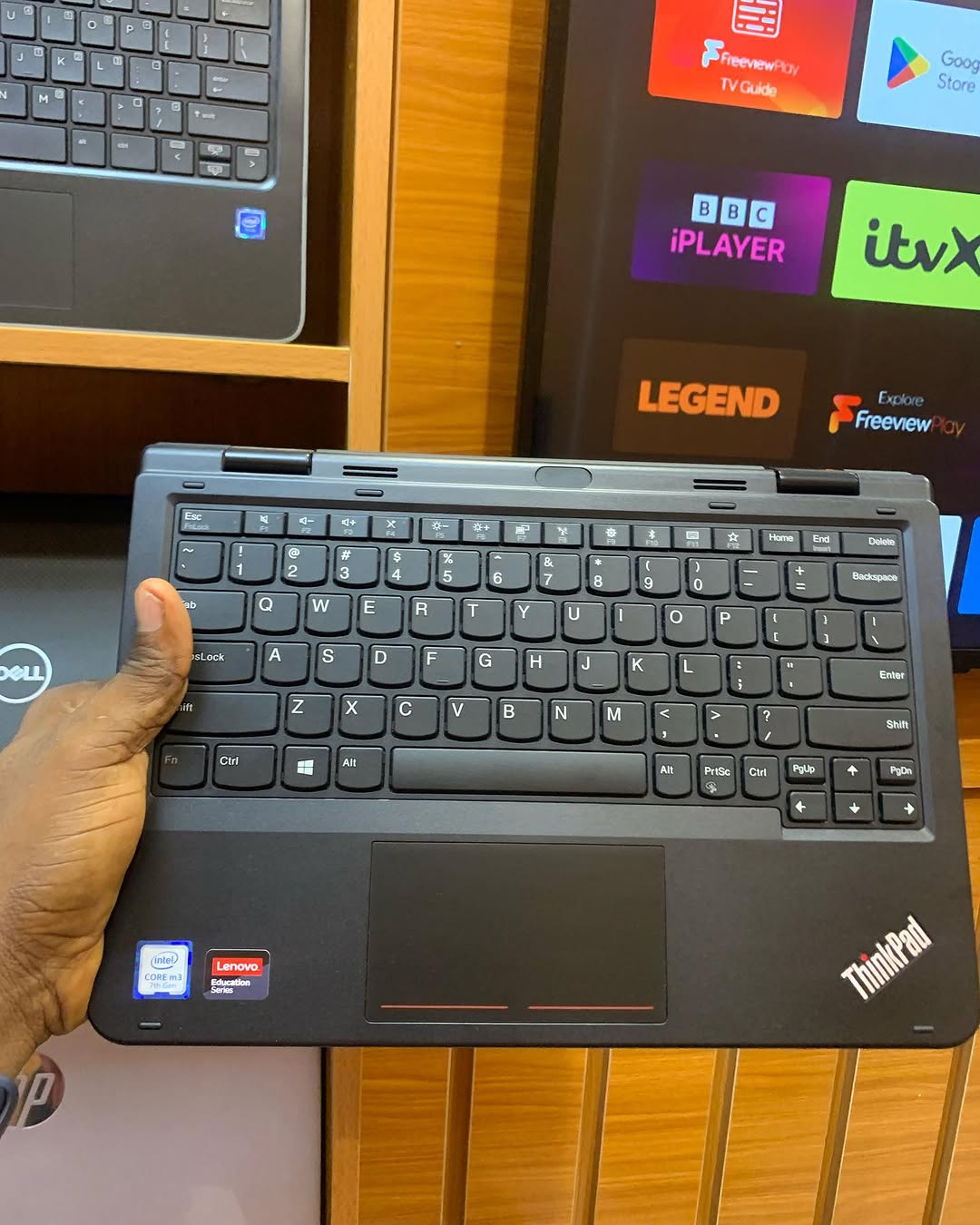 Lenovo 11e – Intel Core m3 | 8GB RAM | 128GB SSD | Touchscreen