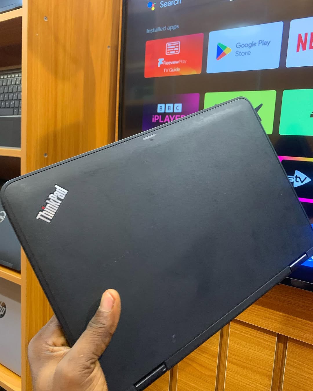 Lenovo 11e – Intel Core m3 | 8GB RAM | 128GB SSD | Touchscreen