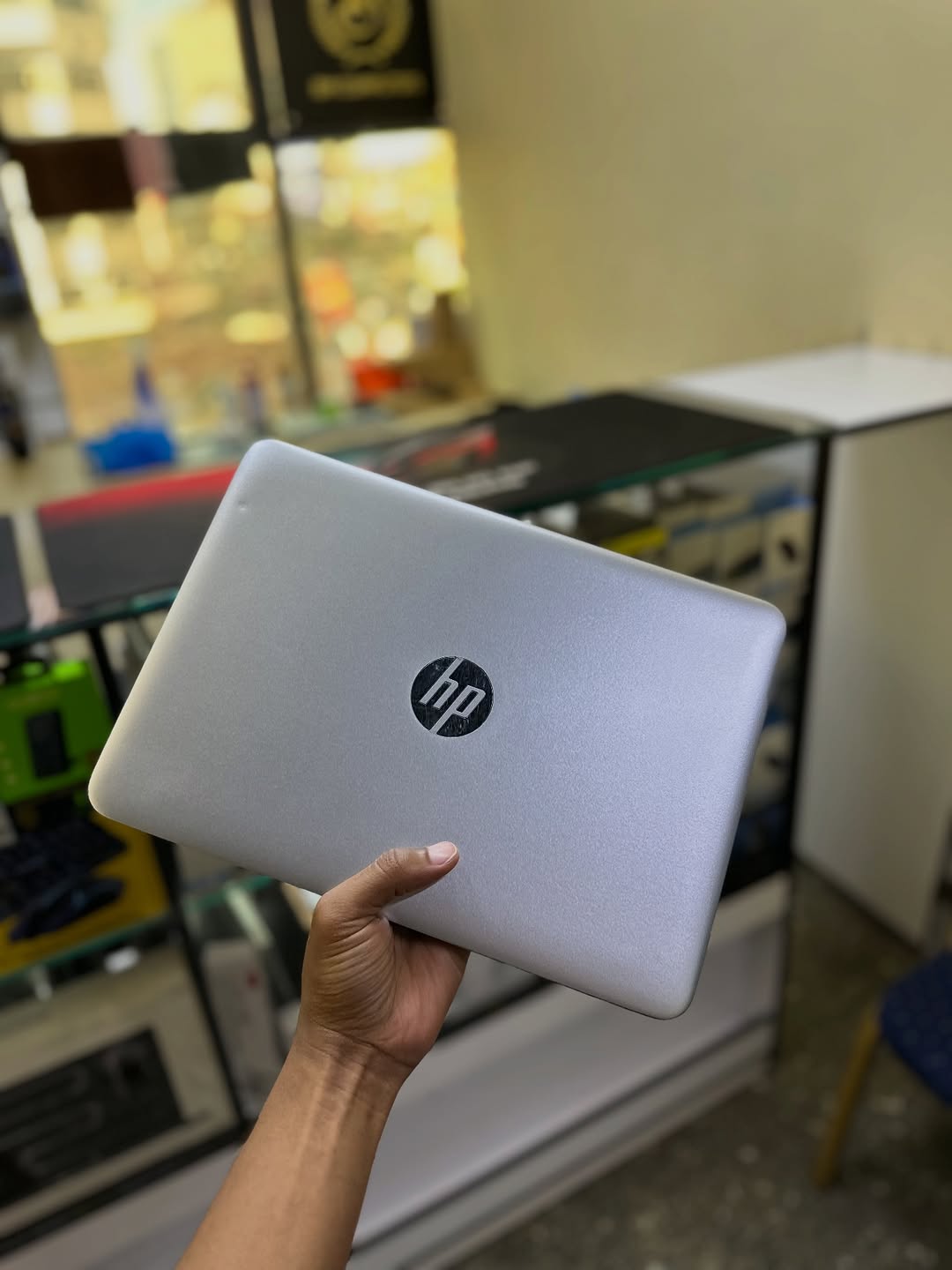 HP EliteBook 820 G3 Intel Core i5 | 8GB RAM | 256GB SSD | Non-Touch