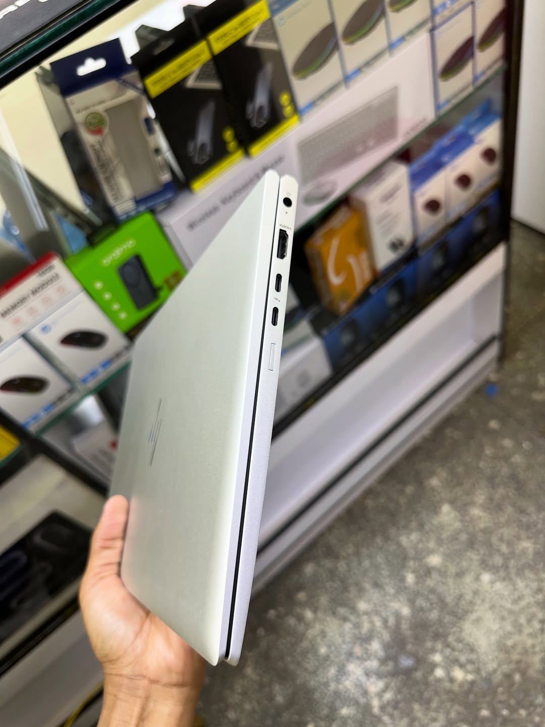 HP EliteBook 830 G8 Intel Core i7 | 16GB RAM | 512GB SSD | Touchscreen