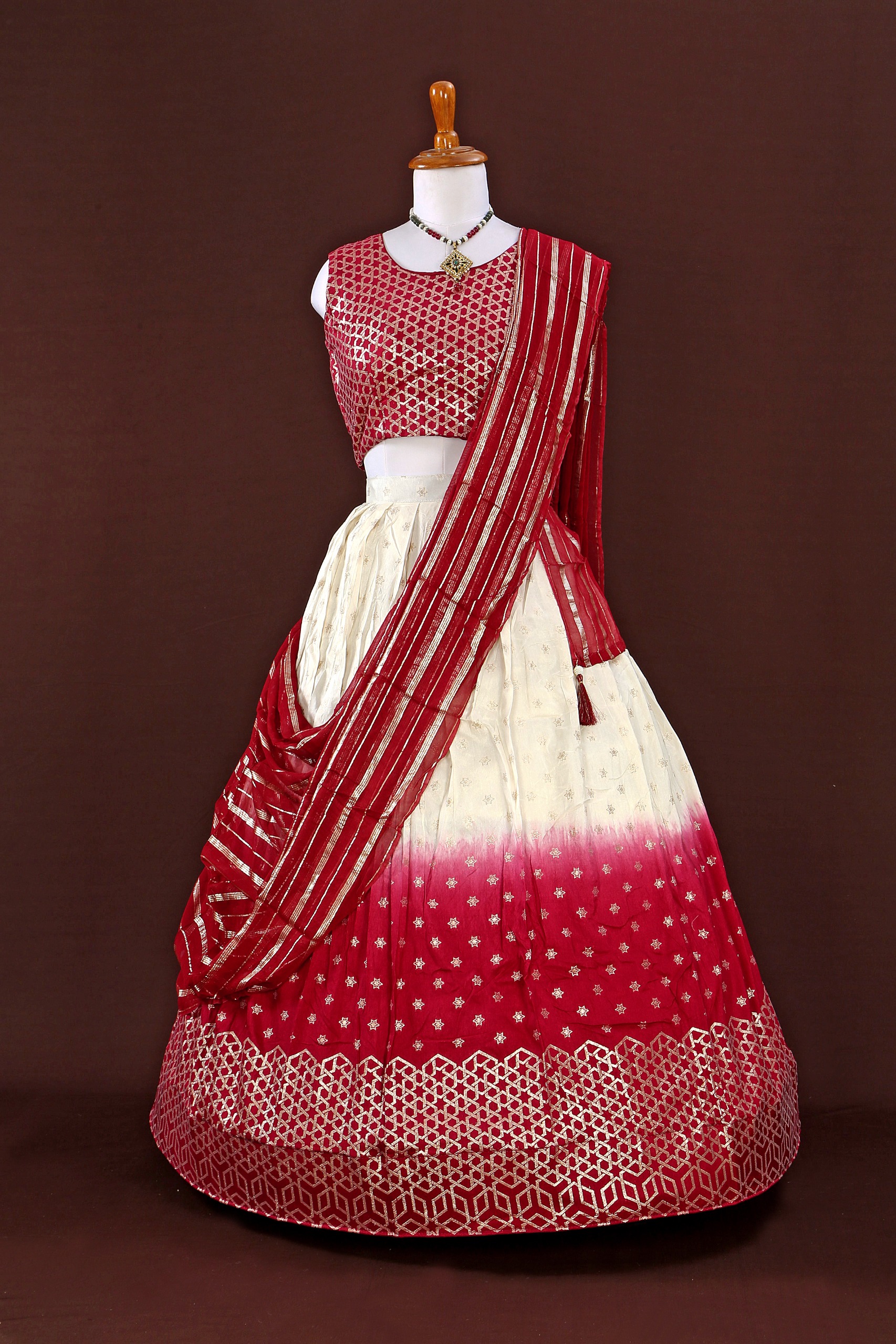 Lehenghas 4