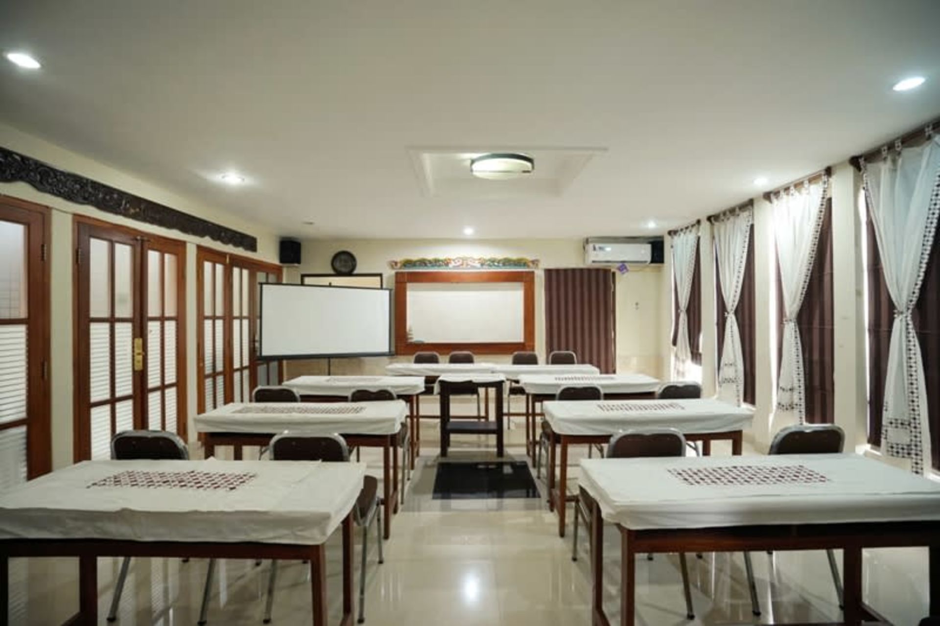 Hotel Mataram 2