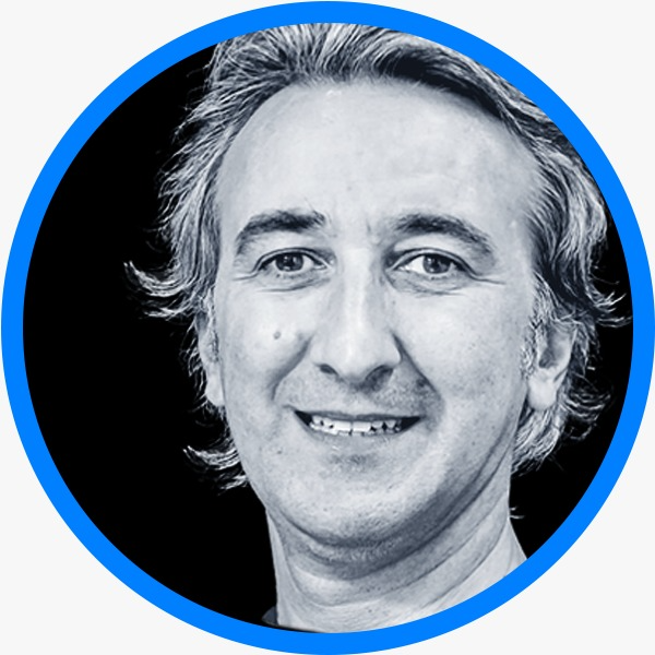 Dr. Fabio Scutell�