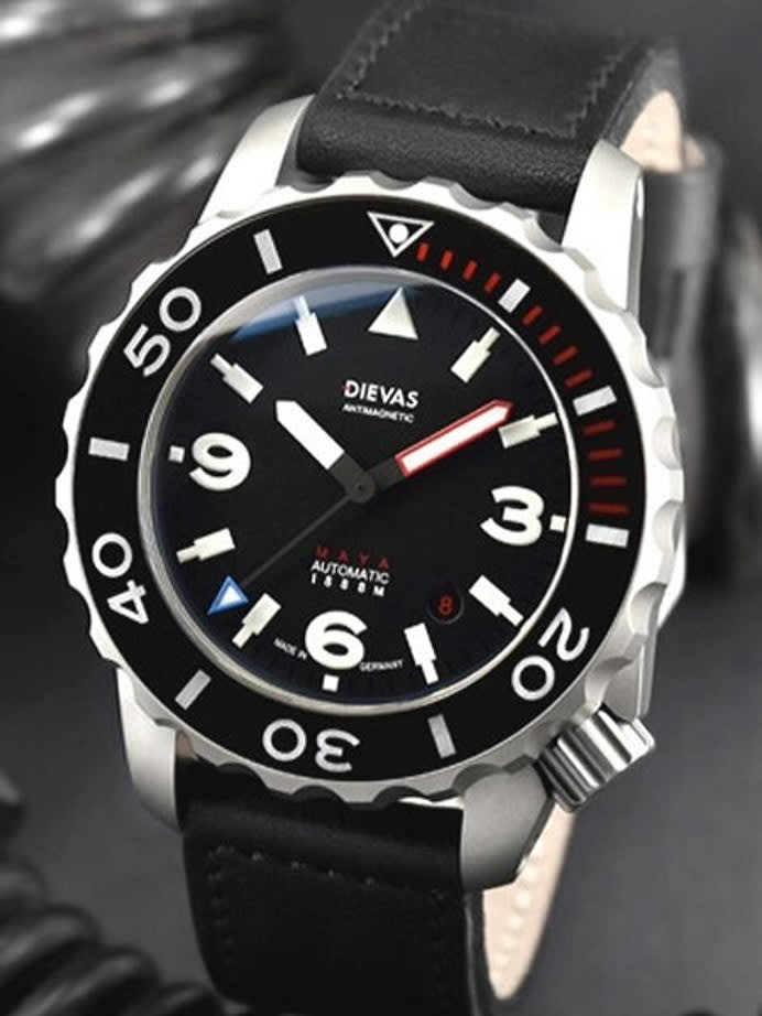 German Made Dievas Maya Dive Watch with 6Steel and Anti-Magnetic Design #Maya MK2