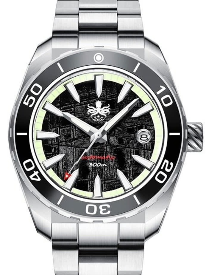 PHOIBOS Proteus 300-Meter Automatic Dive Watch with Meteorite Dial, AR Double Dome Sapphire Crystal #PY024E