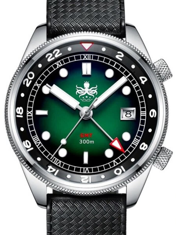 PHOIBOS Eagle Ray 300-Meter Dual-Time GMT Dive Watch with Double Dome AR Sapphire Crystal #PX023A