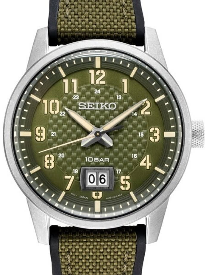 Seiko 41mm Big Date Quartz Sport Watch with Carbon Fiber Style Dial #SUR323