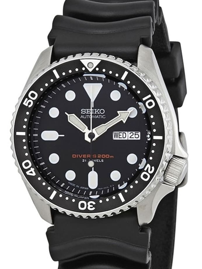 Scratch and Dent - Seiko Automatic Dive Watch with Offset Crown and Rubber Dive Strap #SKX007J 23