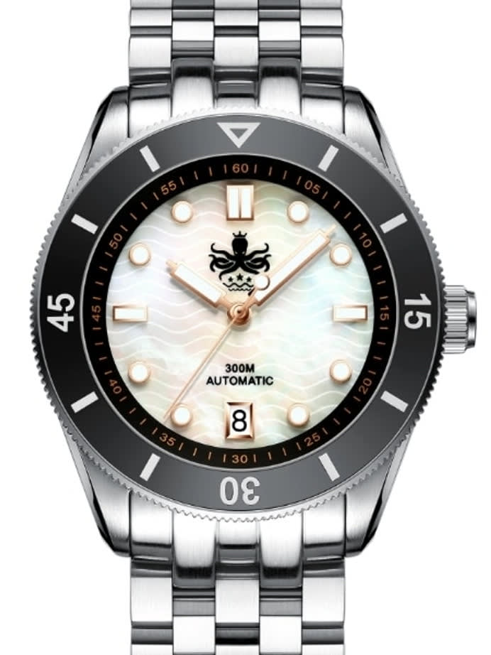 PHOIBOS Wave Master 300-Meter Automatic Dive Watch with MOP Dial, AR Sapphire Crystal #PY010D