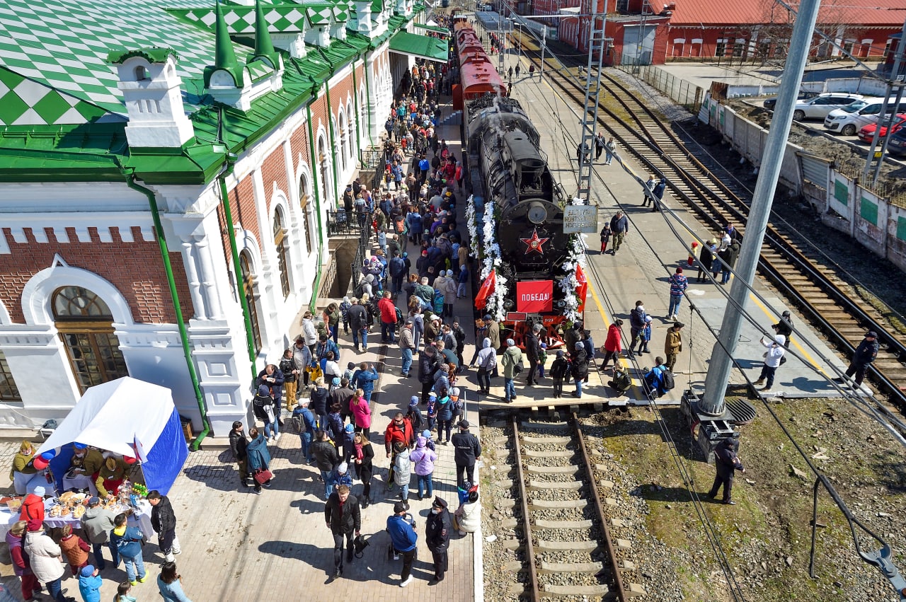 Пермь 1 поезда. Поезд эшелон Победы Пермь. Ретропоезд «эшелон Победы». Поезд эшелон Победы 2022. Поезд Победы 2022 год Пермь.