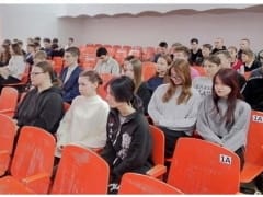 Подвигом славны твои земляки
