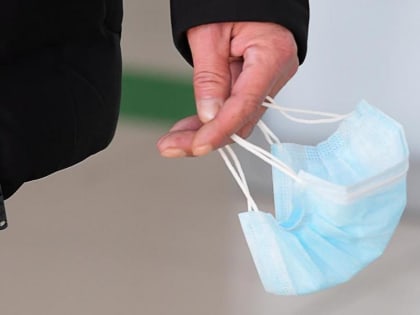 Губернатор Прикамья отменил ношение масок в больницах региона