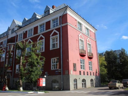 Пермские ученые придумали способ получения противогрибкового масла из борщевика