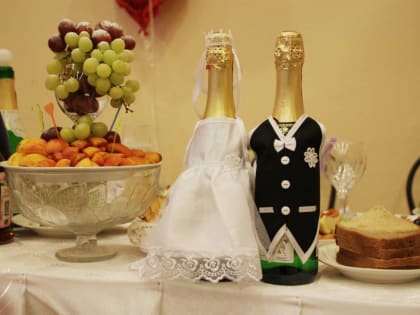 В Перми судебные приставы задержали неплательщицу алиментов на свадебной церемонии