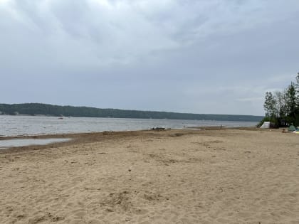 На пляже КаГЭС в Перми едва не утонула 42-летняя женщина